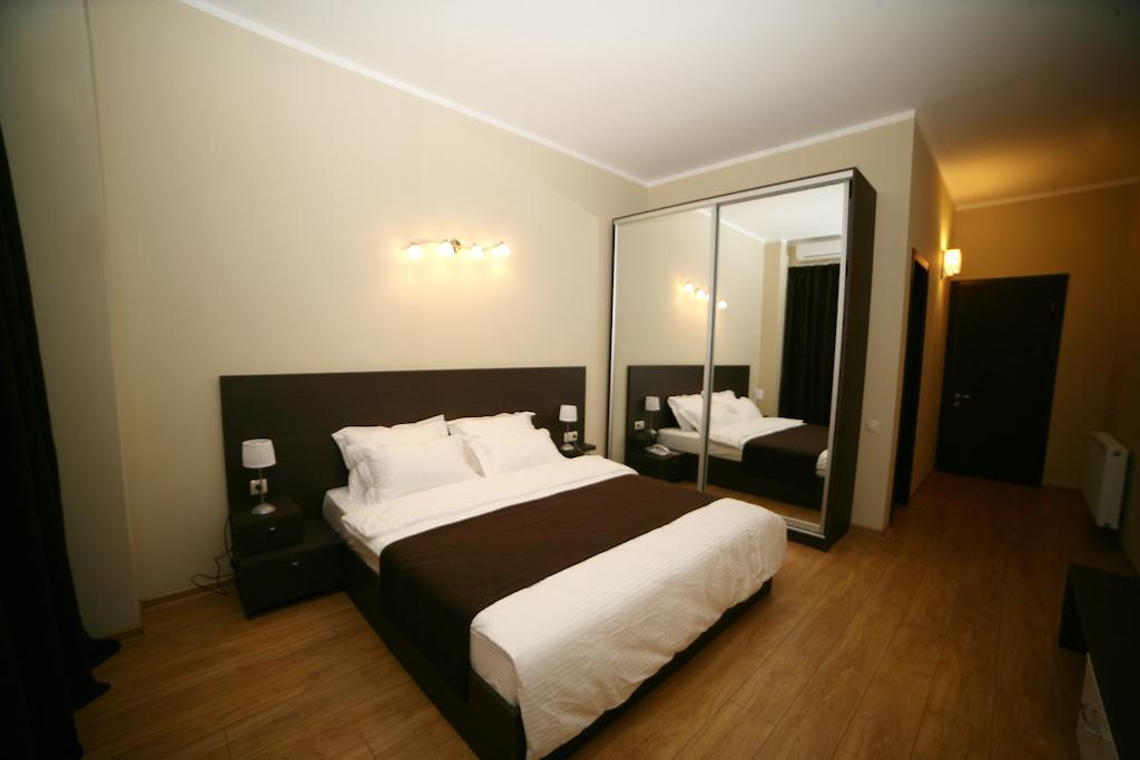 Basilon Hotel Tiflis Habitación foto