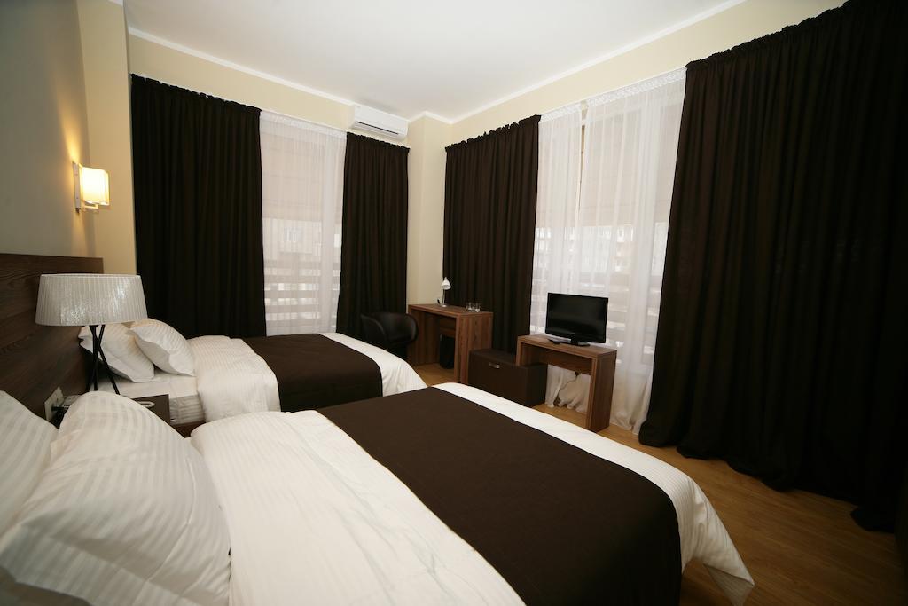 Basilon Hotel Tiflis Habitación foto