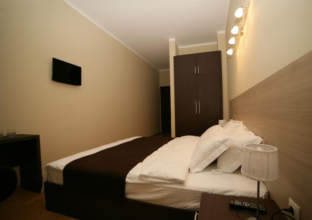 Basilon Hotel Tiflis Habitación foto